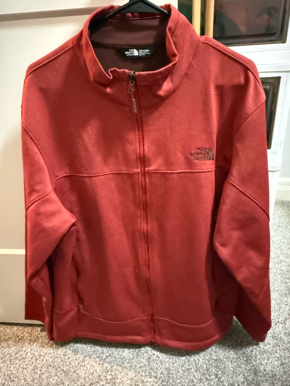 The North Face Men's Brick Red Lightweight Full-Zip Jacket